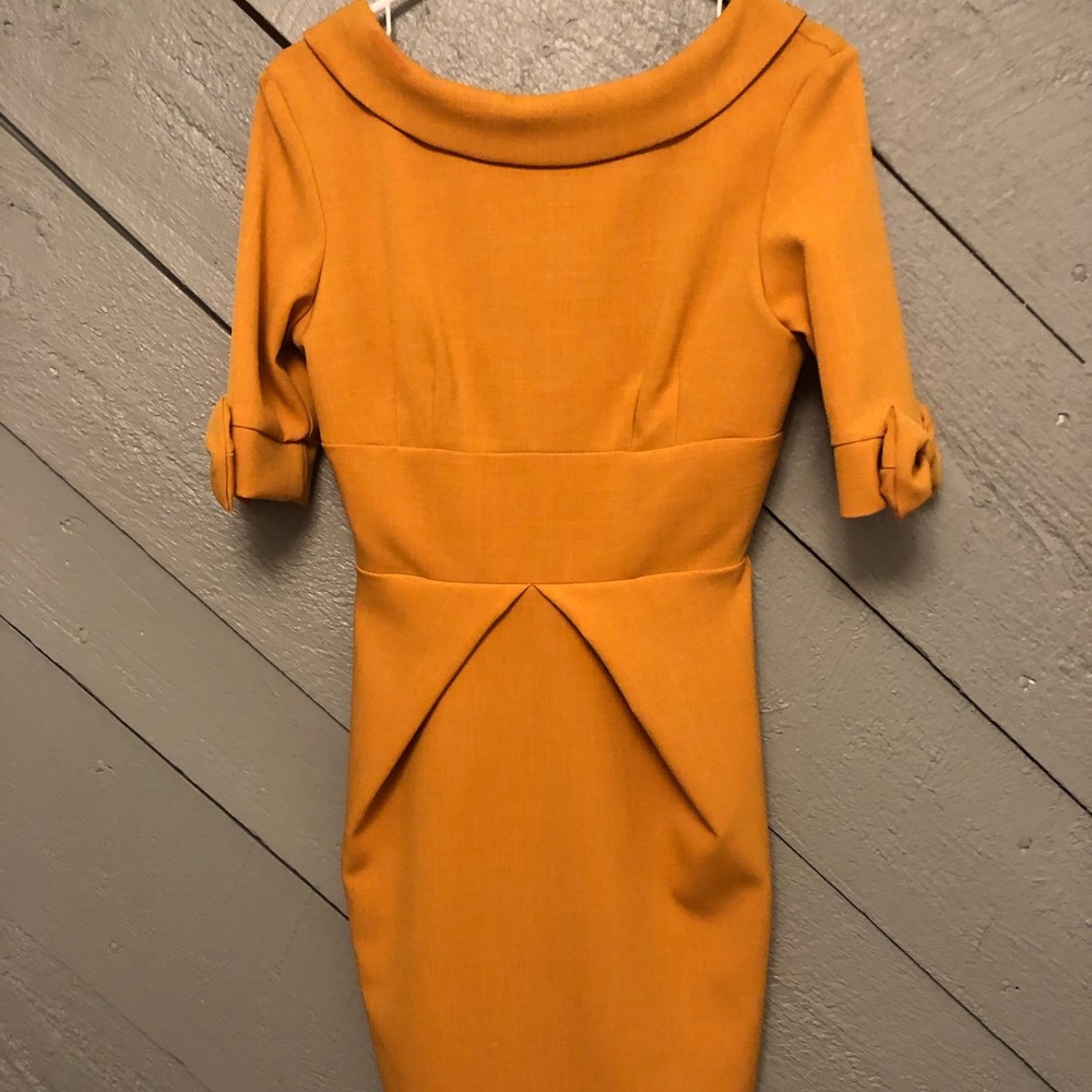 Mustard Wiggle Dress! Joan from Mad Men vibes